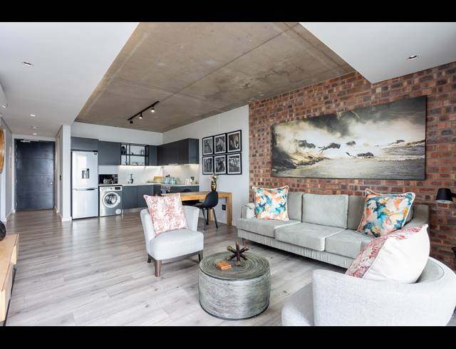 2 BEDROOM APARTMENT TO LET IN DE WATERKANT
